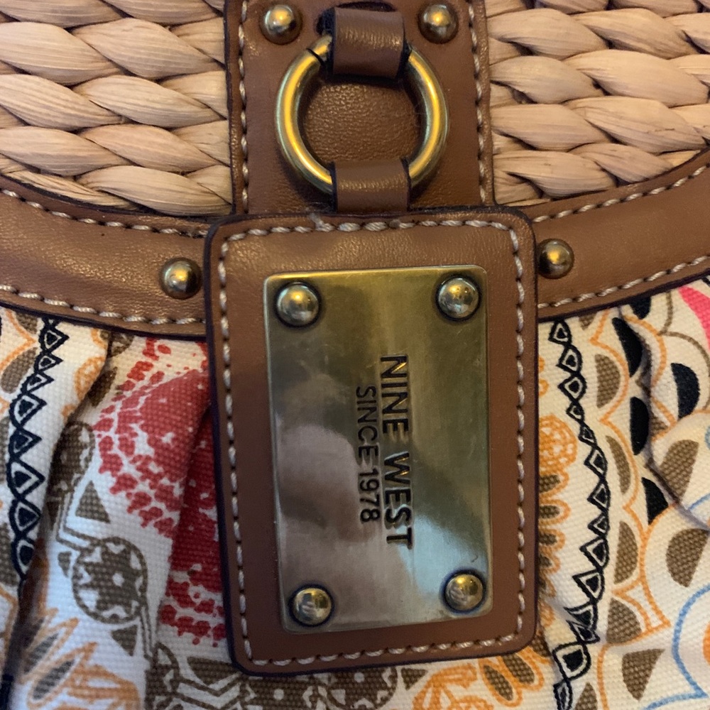 Nine West hobo bag in cute and unique print - Picture 2 of 7
